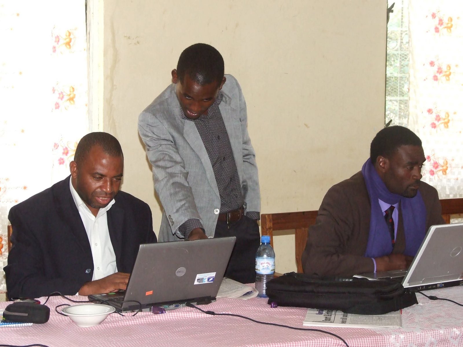 Reliable server infrastructure